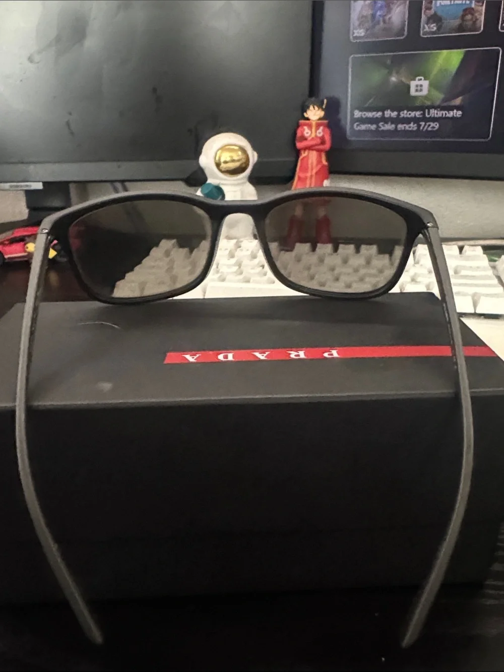 Men's Prada Sunglasses - Classic Polarized Look